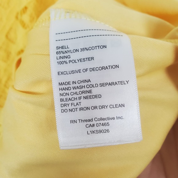 Laundry by Shelli Segal yellow tank cap sleeved blouse - Picture 3 of 4